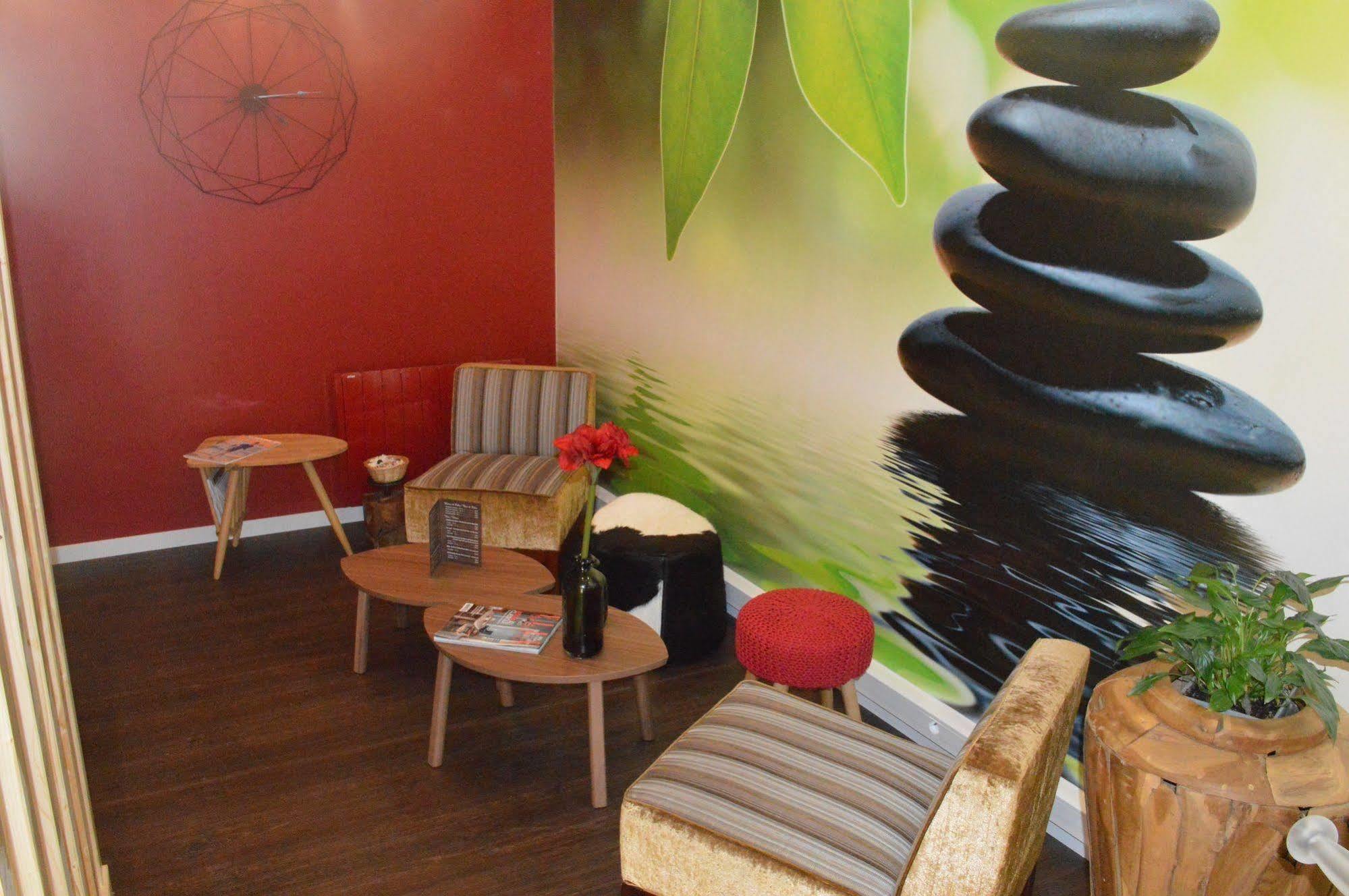 Ambassadeur - Port De Plaisance Hotel 3*